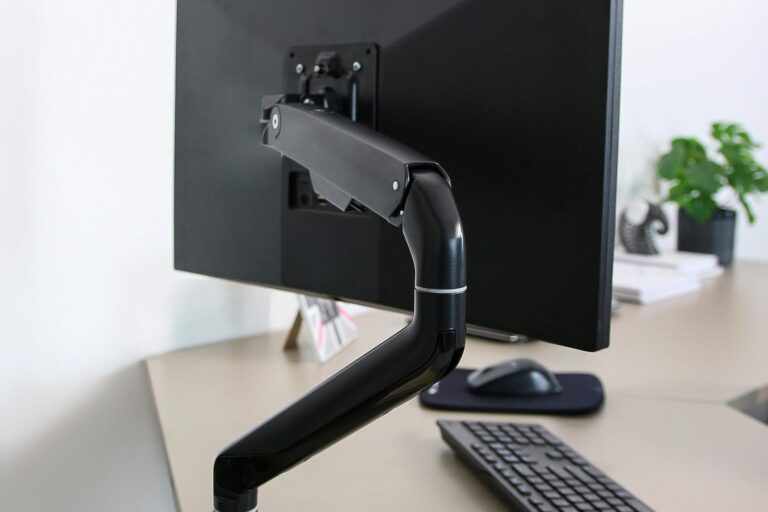 Nosilec za monitor